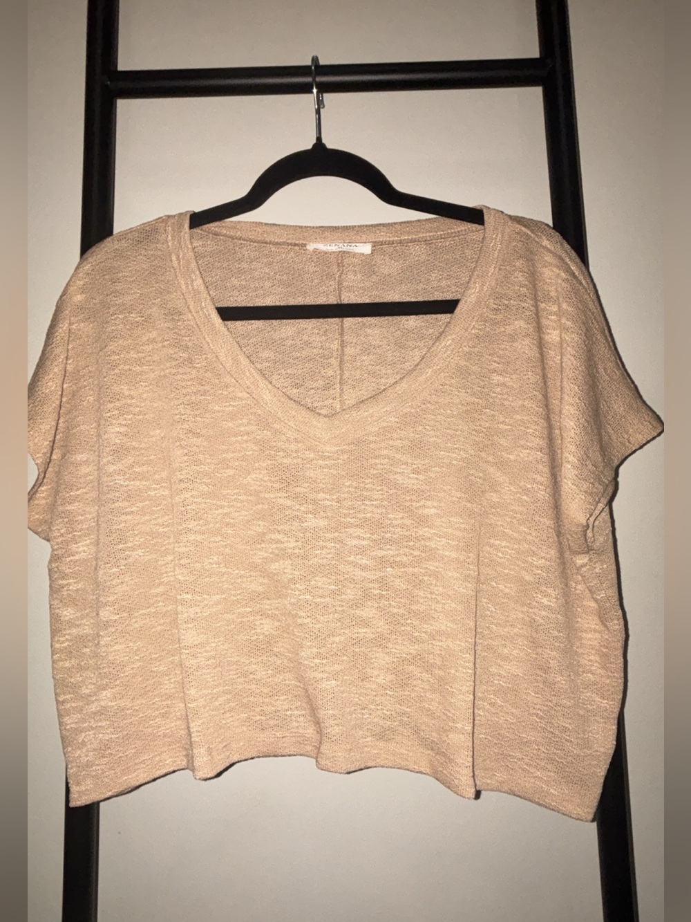 NWOT Zenana V‑Neck Short Sleeve Women’s Top in Camel color